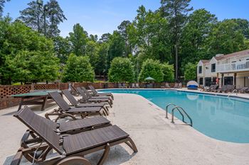 Swimming pool & sundeck